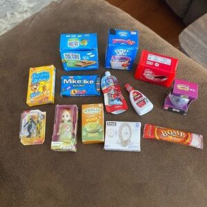 Mini Brands & Shopkins Minis